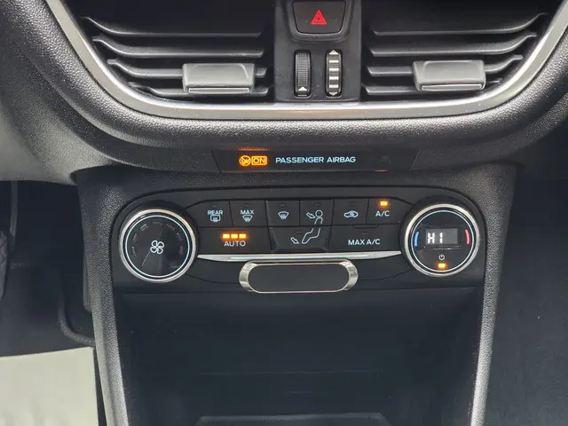 Ford Fiesta 1.0 EcoBoost Titanium 2018 Benzine 18