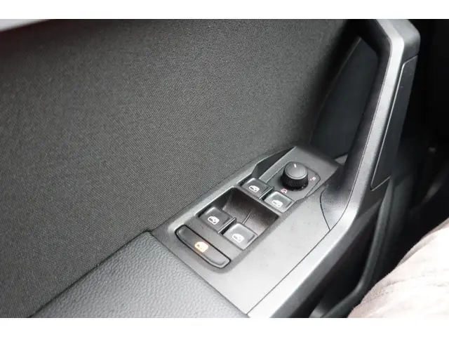 SEAT Ibiza 1.0 EcoTSI FR RIJKLAARPRIJS 2022 Benzine 13