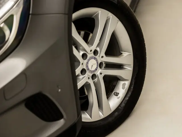 Mercedes-Benz GLA 200 Sport 2016 Benzine 30