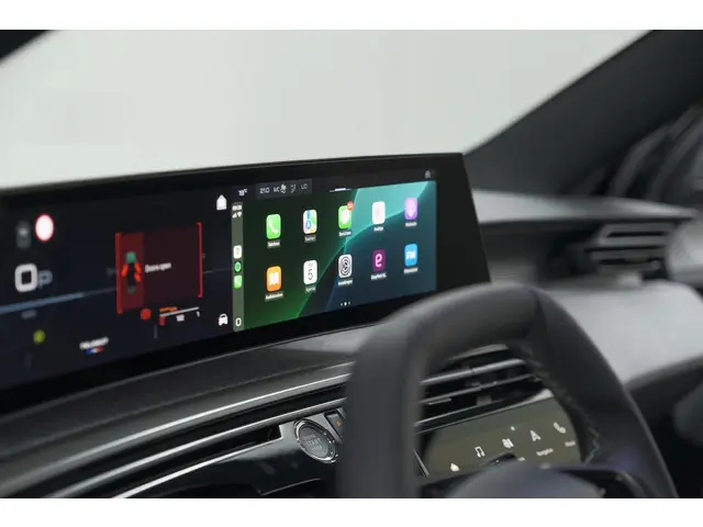 Peugeot 3008 Hybrid 145 e-DCS6 GT 2025 Hybride Benzine 58