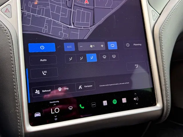 Tesla Model S 75D 2018 Elektrisch 18