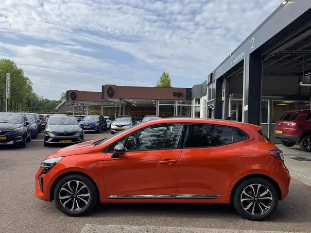 Renault Clio 1.0 TCe 90 Techno+Pack Winter! 2024 Benzine 9
