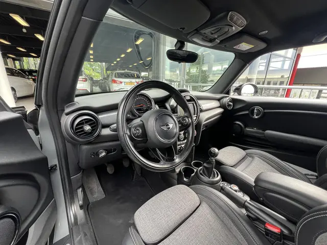 MINI Cooper 3