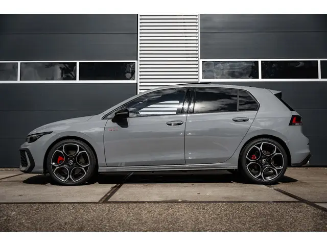Volkswagen Golf 8.5 2.0 TSI GTI 2024 Benzine 2