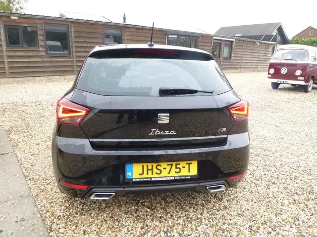 SEAT Ibiza 1.0 EcoTSI FR FULL LINK 2022 Benzine 8