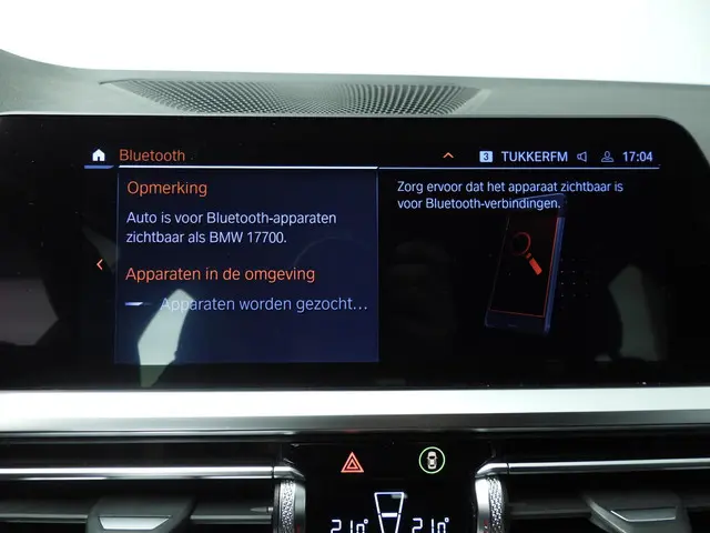 BMW 3 Serie Touring 318i 2022 Benzine 28