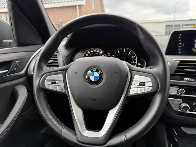 BMW X3 xDrive20i High Executive Edition 2019 Benzine 14