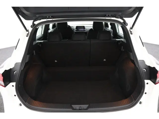 Nissan QASHQAI 1.3 MHEV Xtronic Acenta 2024 Benzine 38