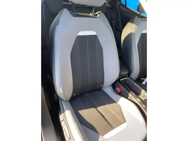 Opel Mokka 1.2 Business Elegance 2022 Benzine 23