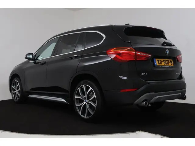 BMW X1 SDrive20i Orange Edition II 2018 Benzine 5