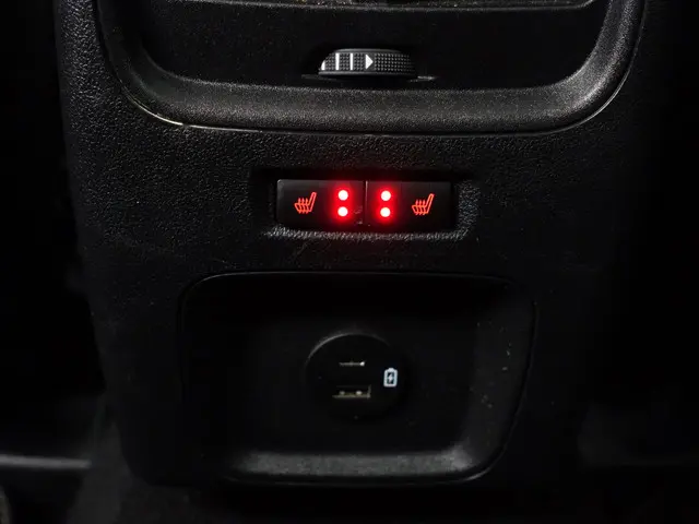 Ford Kuga 2.5 PHEV Vignale Aut- 2021 Hybride Benzine 32