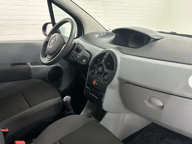 Renault Modus 1.2-16V Authentique 2012 Benzine 8