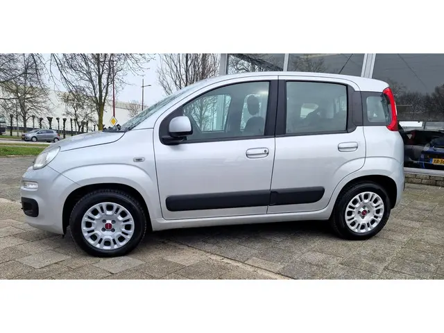 Fiat Panda 0.9 TwinAir Lounge 2017 Benzine 4