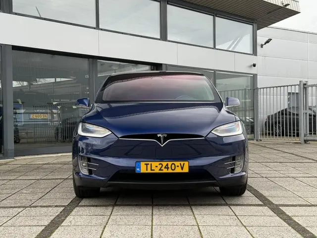 Tesla Model X 75D Aut. 2018 Elektrisch 8
