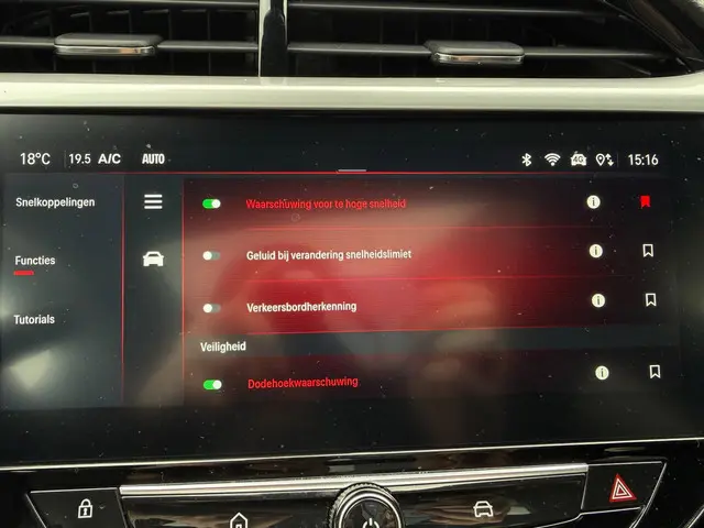 Opel Corsa 1.2 GS Line 2024 Benzine 21