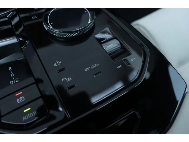 BMW 5 Serie Touring 530e 2025 Hybride Benzine 19