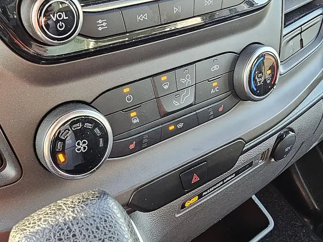 Ford Transit 350 2021 Diesel 10