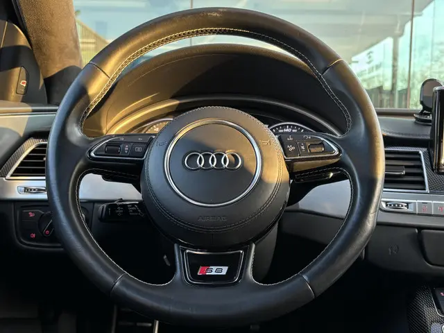 Audi S8 4.0 TFSI quattro Pro Line+ 2015 Benzine 10
