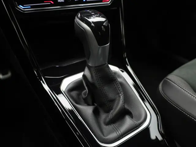 Volkswagen T-Roc 1.5TSI/150PK R-Line DSG 2025 Benzine 15