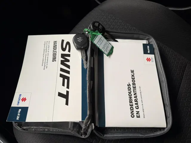 Suzuki Swift 1.2 Select Smart Hybrid 2021 Benzine 30