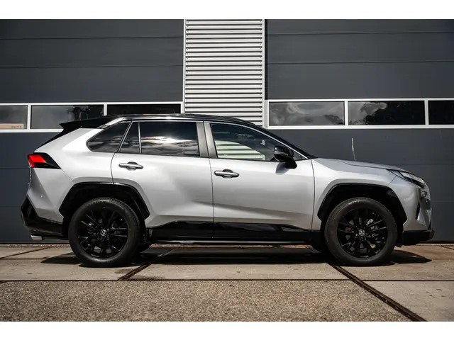 Toyota RAV4 2.5 HEV AWD Bi-Tone 2023 Hybride Benzine 7