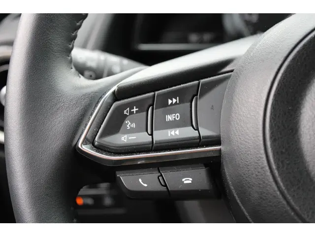 Mazda 2 1.5 e-SkyActiv-G 90 Exclusive-Line 2024 Benzine 16