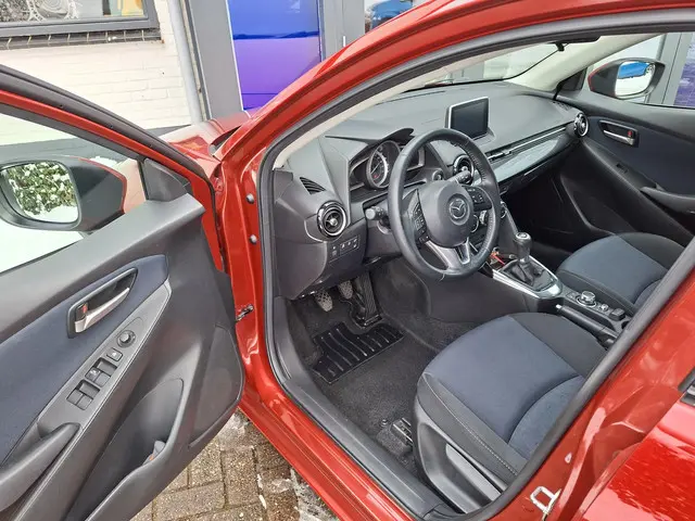 Mazda 2 1.5 Skyactiv-G GT-M Line 2016 Benzine 7