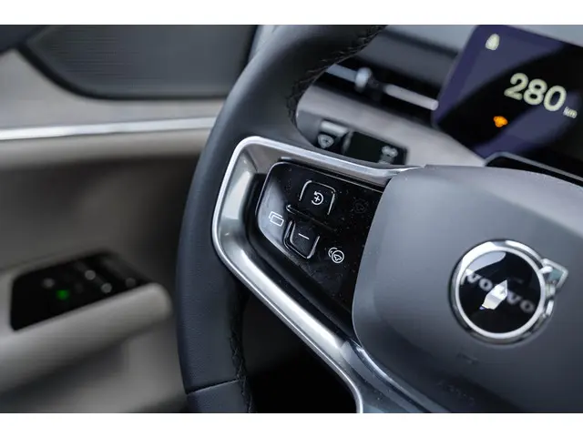 Volvo EX90 Twin Motor Ultra 2025 Elektrisch 35