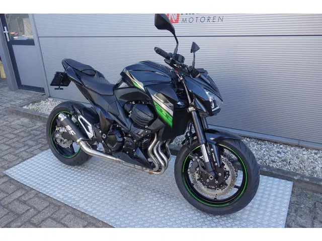 Kawasaki Z800 ABS 2016 Benzine 2