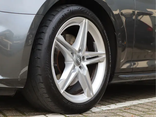 Audi A4 Avant 1.4 TFSI S line 2018 Benzine 10