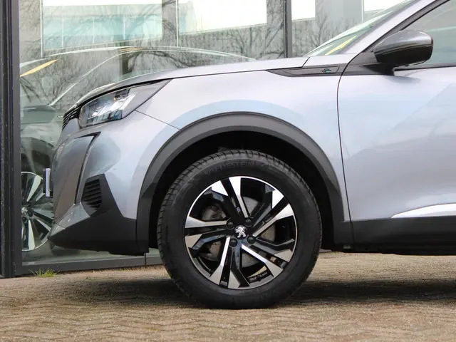 Peugeot e-2008 EV Allure Pack 50 kWh 2021 Elektrisch 12