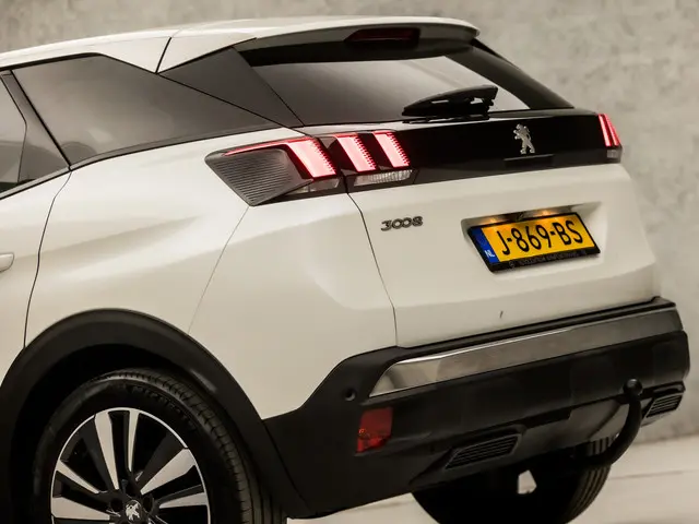 Peugeot 3008 1.2 PureTech Sport 2020 Benzine 11