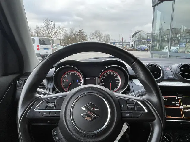 Suzuki Swift 1.2 Limited Edition 2019 Benzine 11