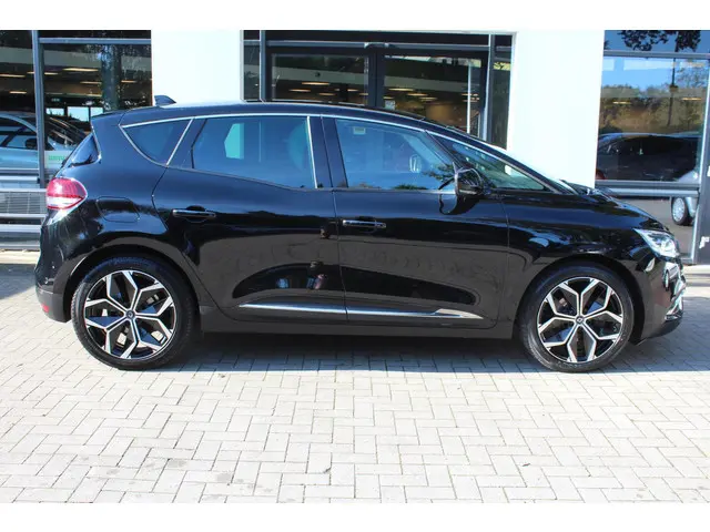 Renault Scénic 1.3 TCe Intens 140 pk 2021 Benzine 12