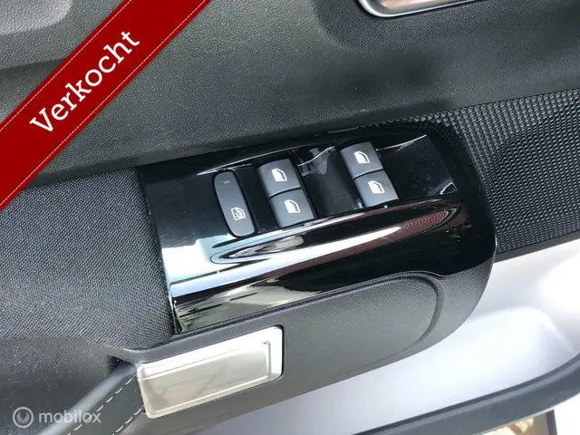 Citroën C3 1.2 81kw/navi/verkocht 2023 Benzine 10