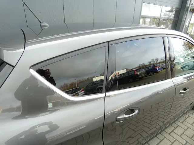Ford C-MAX HELAAS VERKOCHT!!! 2017 Benzine 20