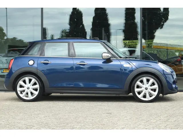 MINI Cooper S 2.0 CHILI SERIOUS BUSINESS 2015 Benzine 9