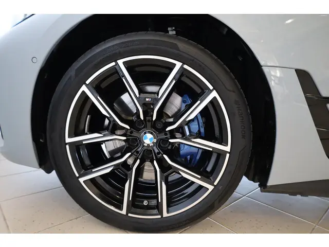 BMW i4 eDrive40 2025 Elektrisch 6