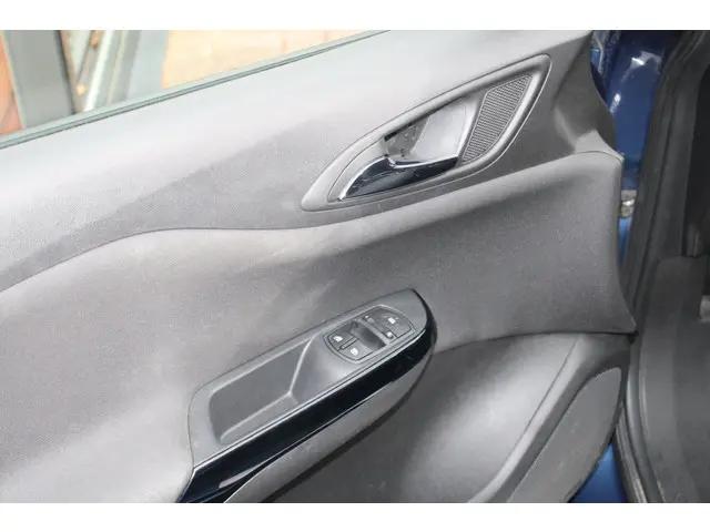 Opel Corsa 1.4 Bi-Fuel Edition 2018 Benzine 12