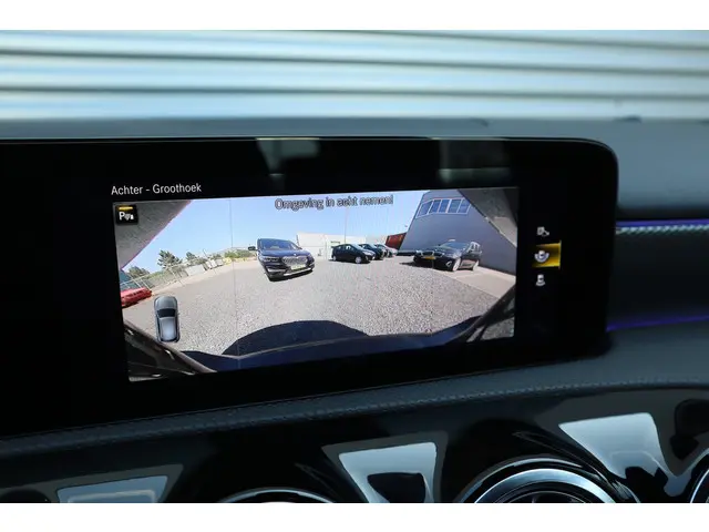 Mercedes-Benz A-Klasse 250 e Luxury 2021 Hybride Benzine 16
