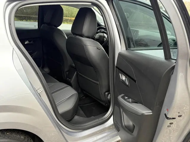 Peugeot 208 1.2 PureTech Blue Lease Allure 2020 Benzine 30