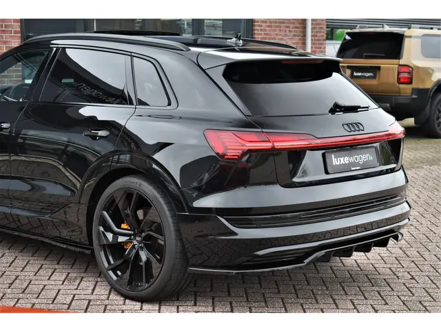 Audi e-tron 55 quattro S-Edition 2019 Elektrisch 54