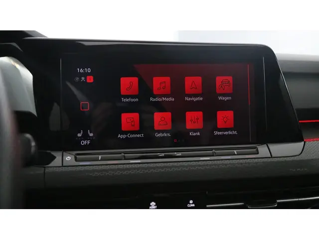 Volkswagen Golf GTI 2.0 TSI 245pk 2024 Benzine 39