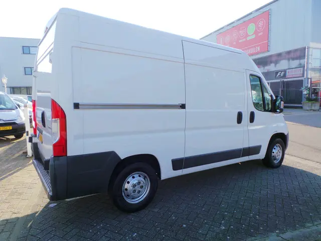Citroën Jumper 30 2.2 HDI 111pk L2H2 2015 Diesel 4