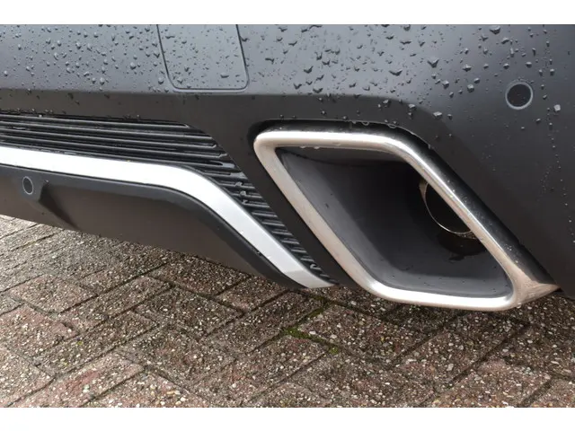 DS DS 7 E-Tense 225 EAT8 Rivoli 2024 Hybride Benzine 12