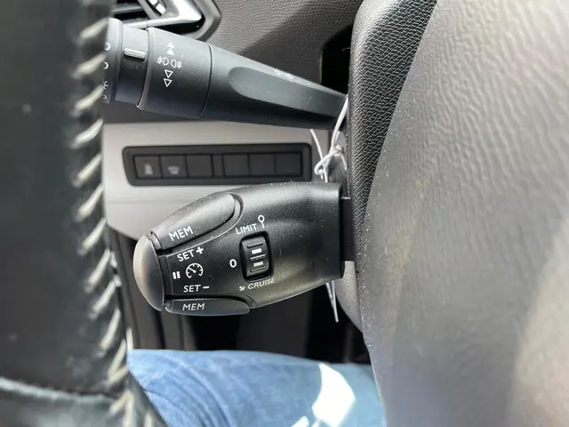 Peugeot 308 1.2 PureTech Active 2015 Benzine 15
