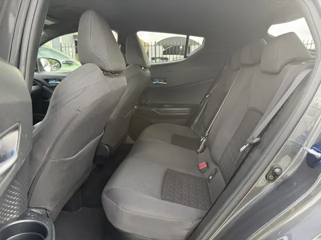 Toyota C-HR 2.0 Hybrid Bi-Tone 2020 Hybride Benzine 10