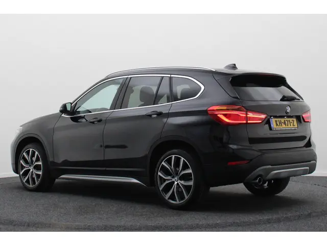 BMW X1 sDrive18i Centennial High Executive 2016 Benzine 3