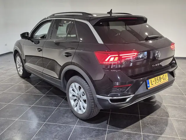 Volkswagen T-Roc 1.0 TSI Style 2021 Benzine 6