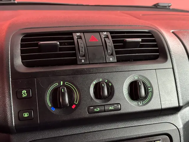 Škoda Fabia Combi 1.2 TSI Fresh 2013 Benzine 32